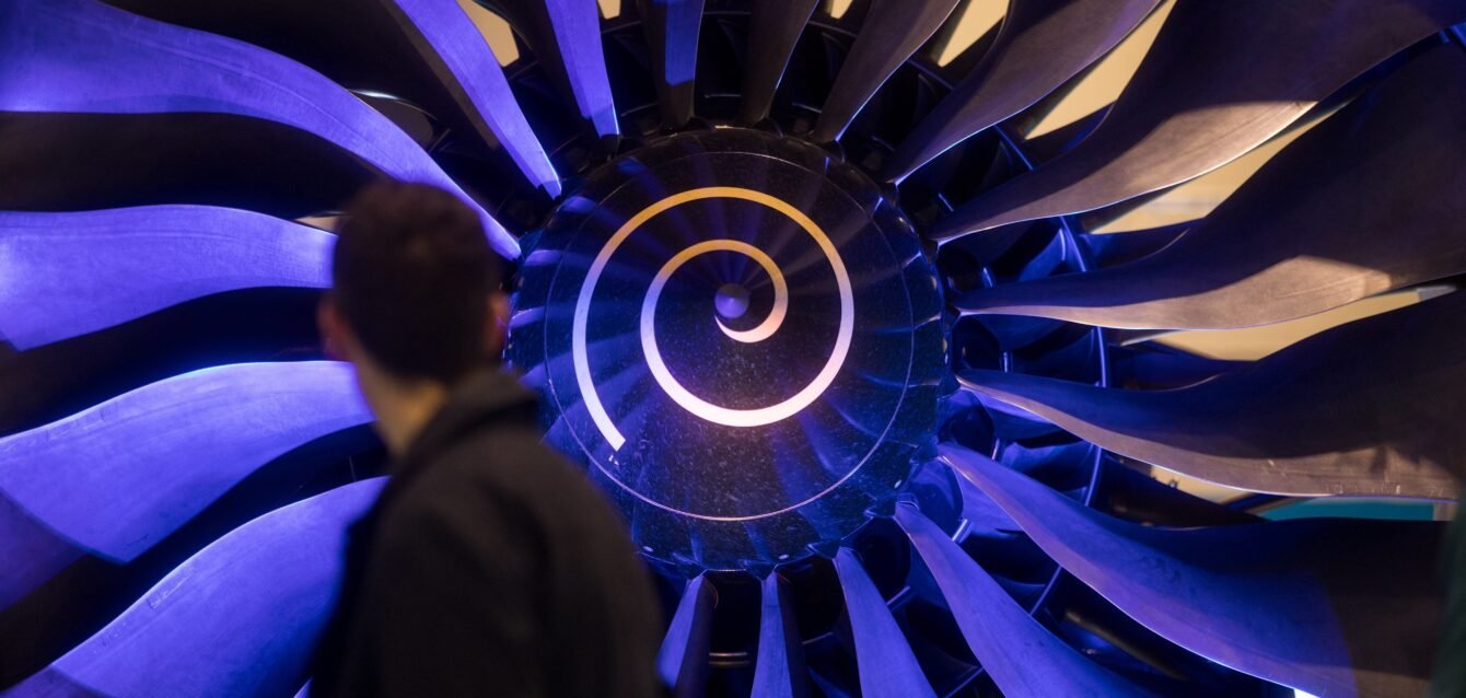 BN-RQ565_2P9Ht_OR_20170116123636