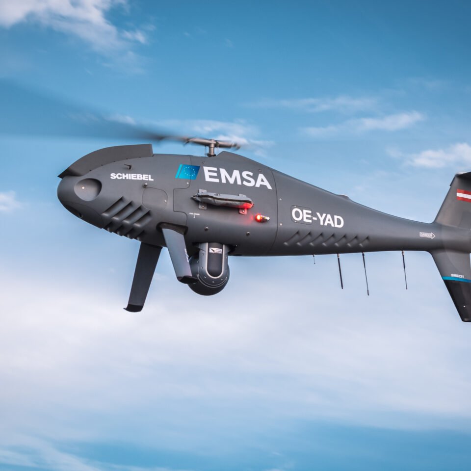 Camcopter_S-100_im_Einsatz_für_die_EMSA_(2021) Camcopter_S-100_im_Einsatz_für_die_EMSA_(2021)